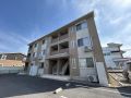 バルコニーと玄関前の広さ　礼金半額キャンペーン中！　2R9631　新晃不動産